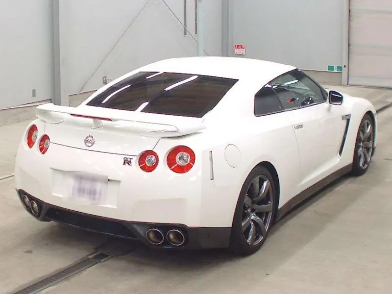 Nissan GT-R BASE GRADE 4WD · 2008 – Weitere Ansicht (Auktionsfoto)
