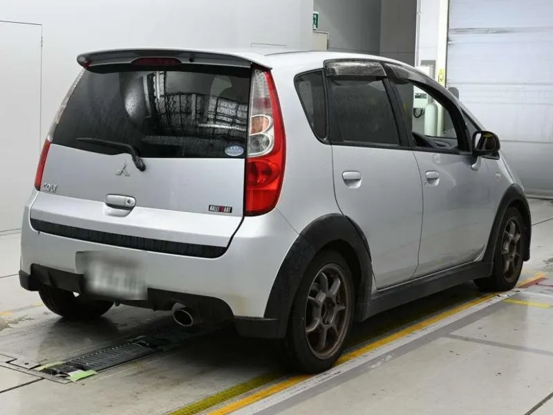 Mitsubishi COLT RALLIART VERSION R · 2006 – Weitere Ansicht (Auktionsfoto)