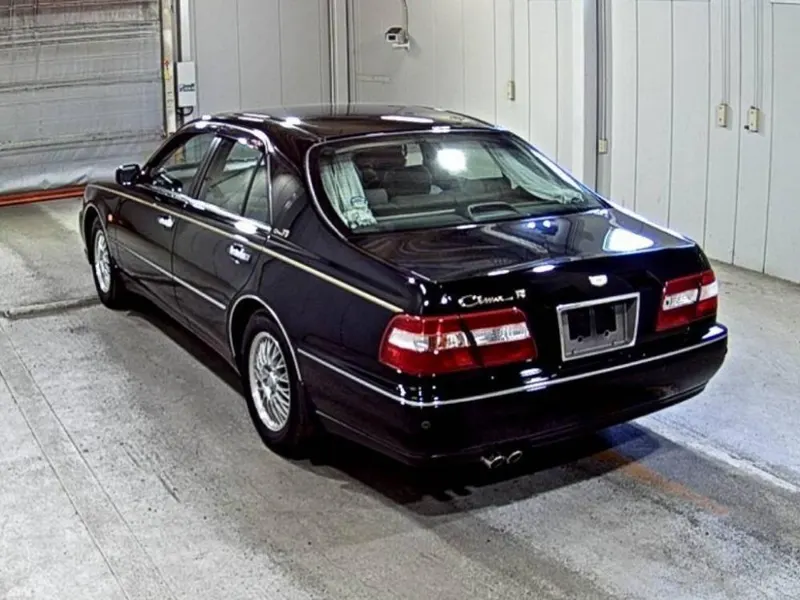 Nissan CIMA 41LX · 1996 – Weitere Ansicht (Auktionsfoto)