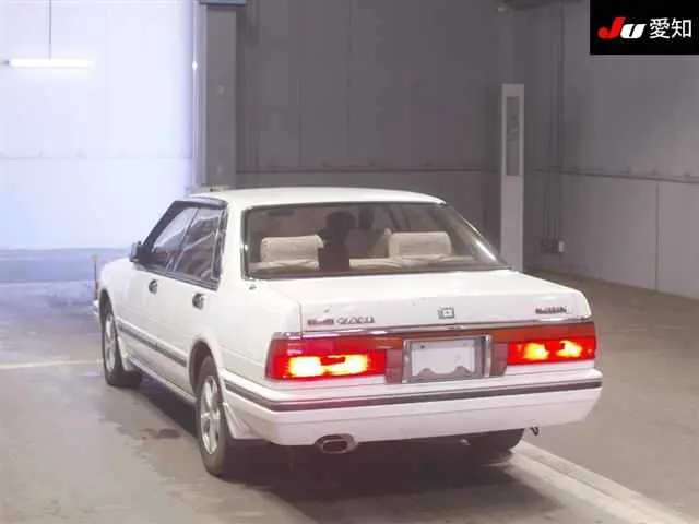 Nissan GLORIA · 1989 – Weitere Ansicht (Auktionsfoto)