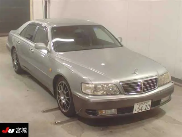Nissan CIMA 30LV · 1999 – Außenansicht (Auktionsfoto)