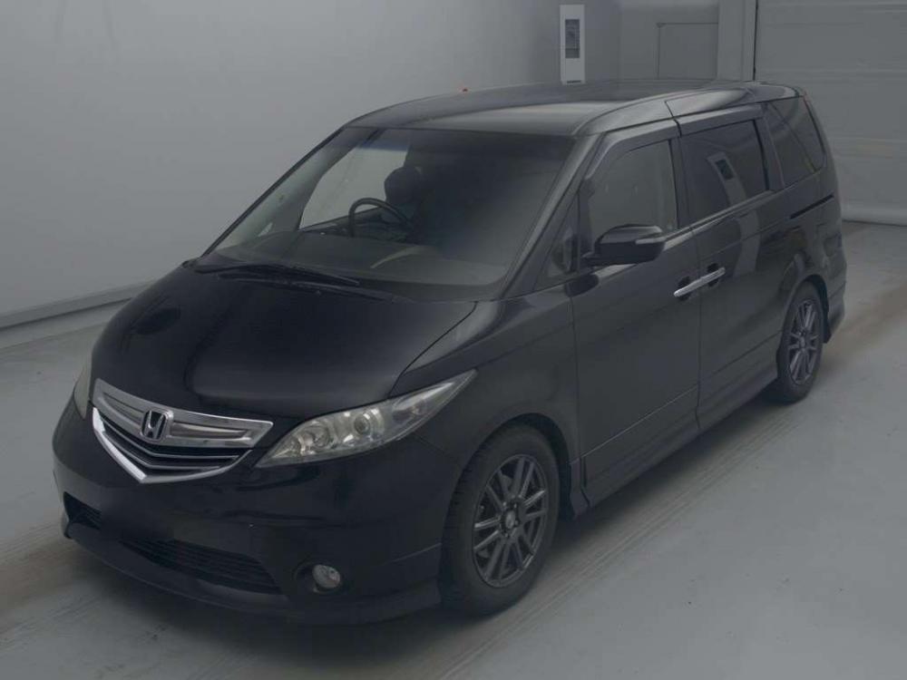 Honda Elysion – Auktionsbeispiel
