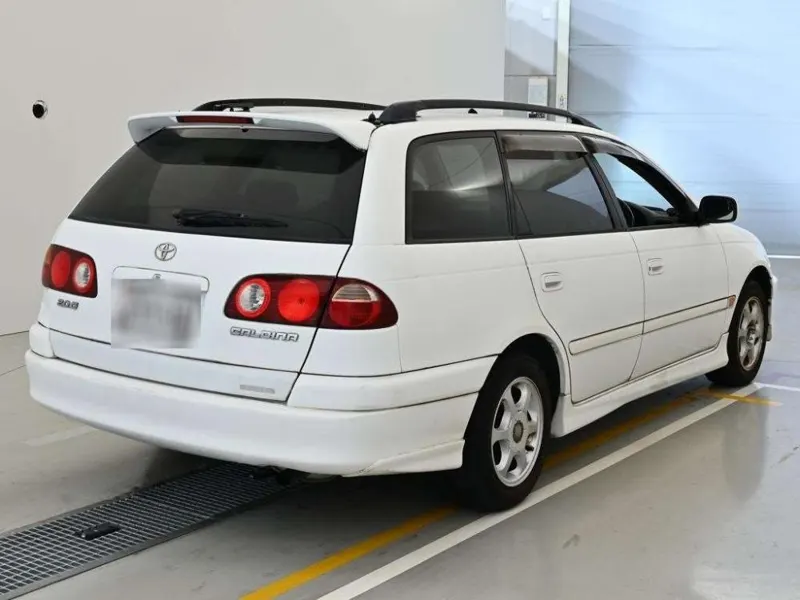 Toyota CALDINA 2.0G TWISTOR · 1999 – Weitere Ansicht (Auktionsfoto)
