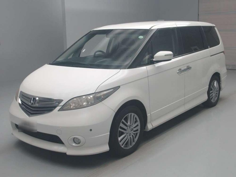 Honda ELYSION G AERO · 2005 – Außenansicht (Auktionsfoto)