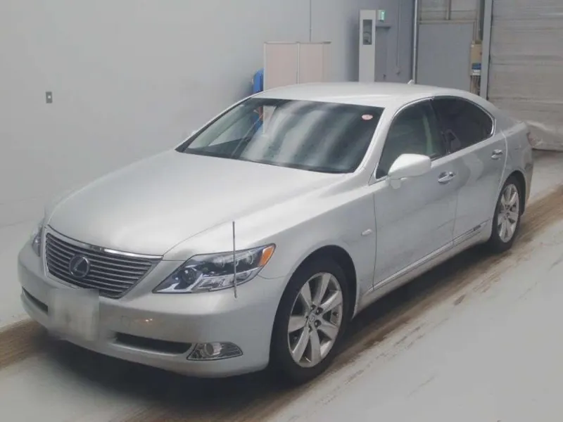 Lexus LS LS600H VERSION S 4WD · 2008 – Außenansicht (Auktionsfoto)
