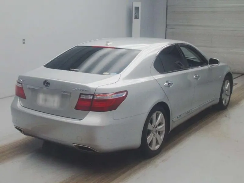 Lexus LS LS600H VERSION S 4WD · 2008 – Weitere Ansicht (Auktionsfoto)