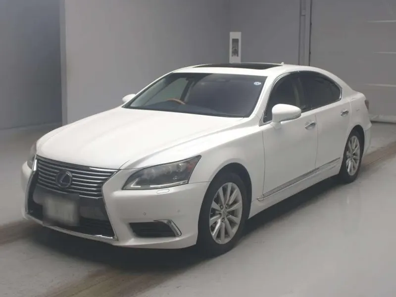 Lexus LS LS460 VERSION C I PACK · 2013 – Außenansicht (Auktionsfoto)