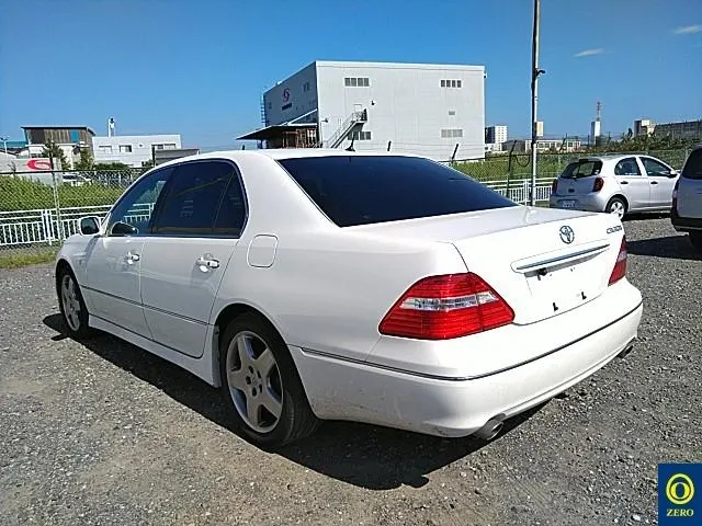 Toyota CELSIOR · 2005 – Weitere Ansicht (Auktionsfoto)
