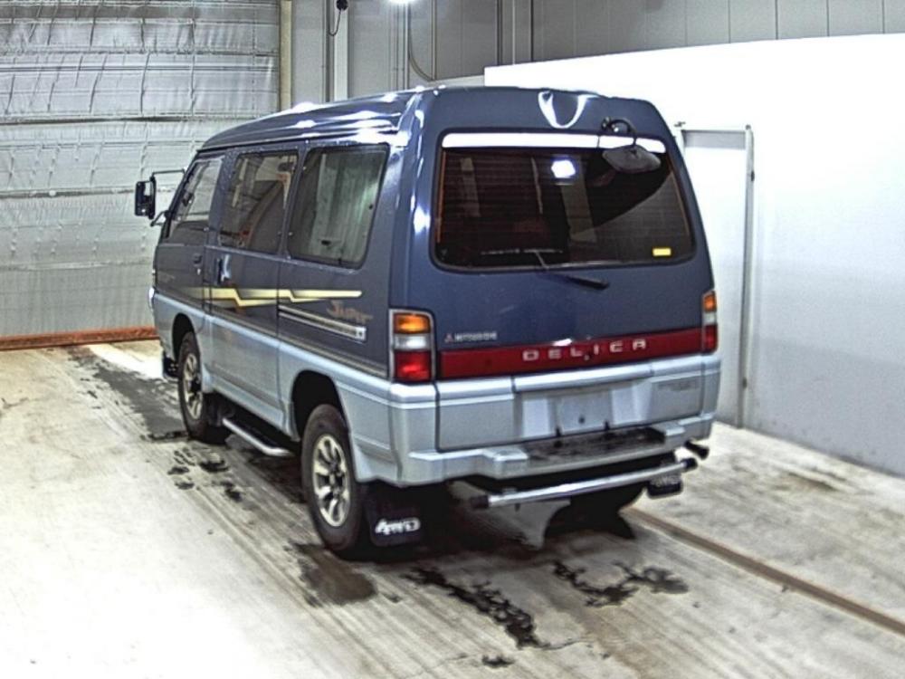 Mitsubishi DELICA WAGON JASPER TURBO 4WD · 1993 – Weitere Ansicht (Auktionsfoto)