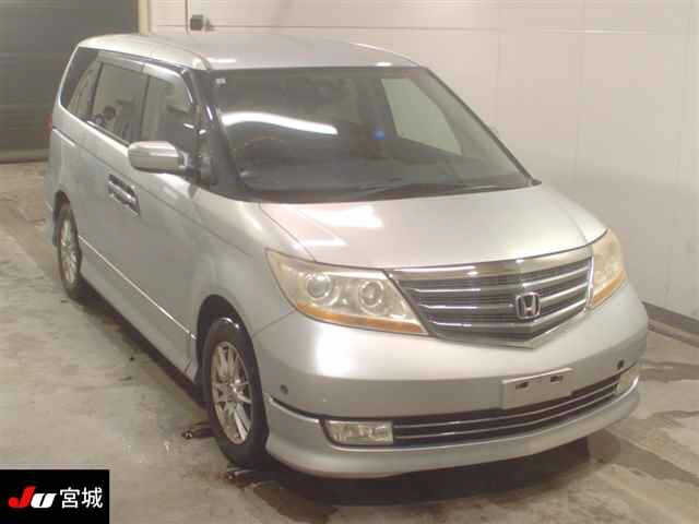 Honda ELYSION 4WD PRESTIGE SG · 2007 – Außenansicht (Auktionsfoto)