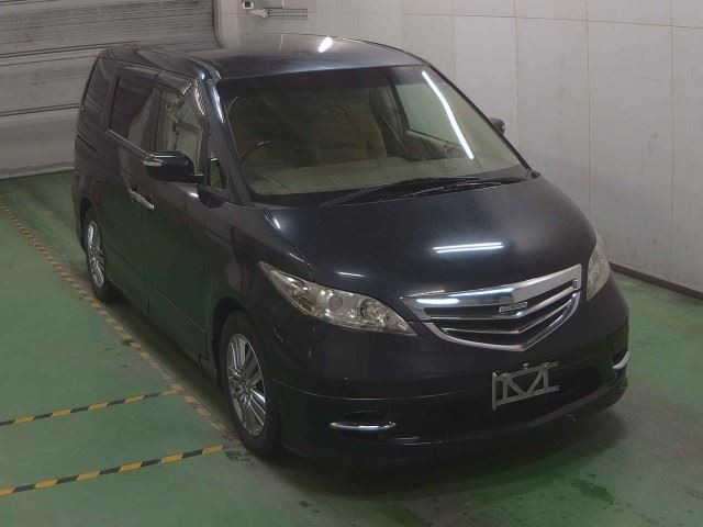 Honda ELYSION G PREMIUM · 2005 – Außenansicht (Auktionsfoto)