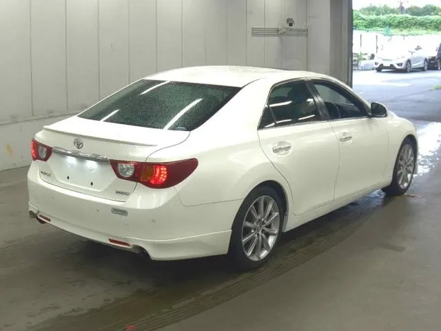 Toyota MARK X MARK X 350S · 2011 – Weitere Ansicht (Auktionsfoto)