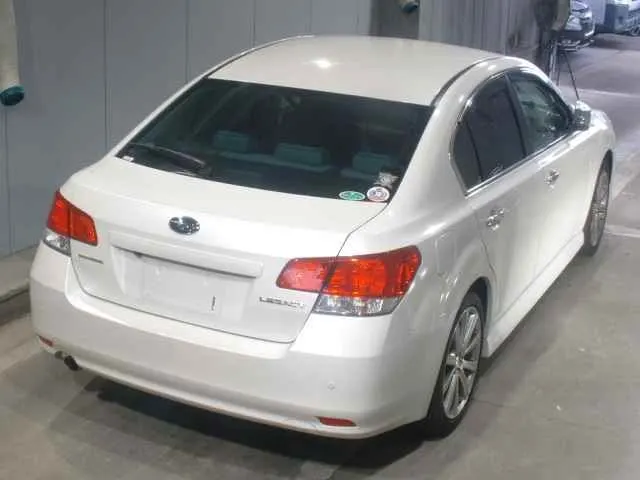 Subaru LEGACY B4 2.5i-S · 2013 – Weitere Ansicht (Auktionsfoto)