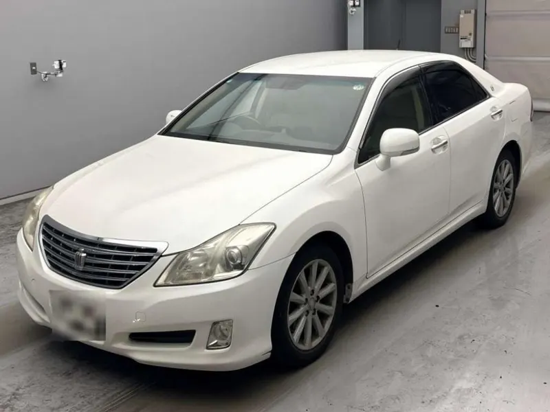 Toyota CROWN ROYAL SALOON · 2008 – Außenansicht (Auktionsfoto)