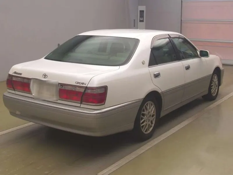 Toyota CROWN ATHLETE · 1999 – Weitere Ansicht (Auktionsfoto)