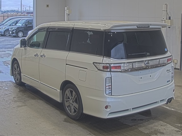 Nissan ELGRAND 4WD · 2012 – Weitere Ansicht (Auktionsfoto)