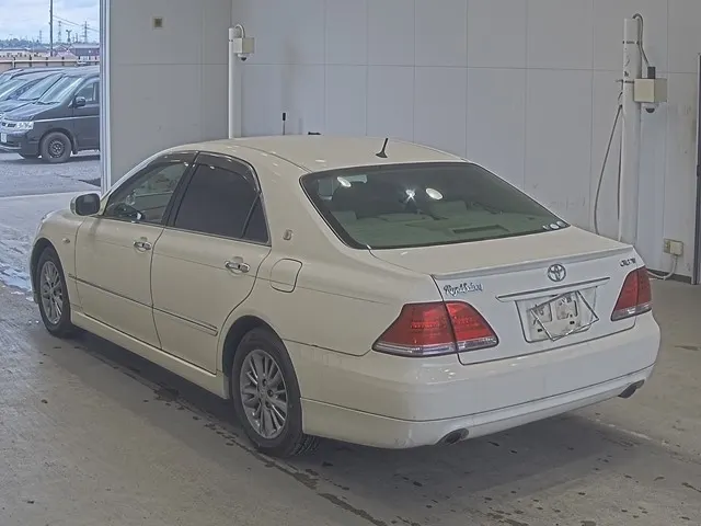 Toyota CROWN · 2005 – Weitere Ansicht (Auktionsfoto)