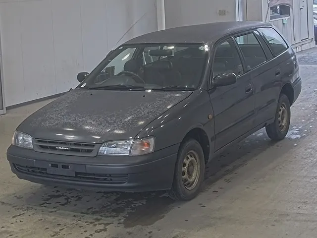 Toyota CALDINA VAN · 1996 – Außenansicht (Auktionsfoto)