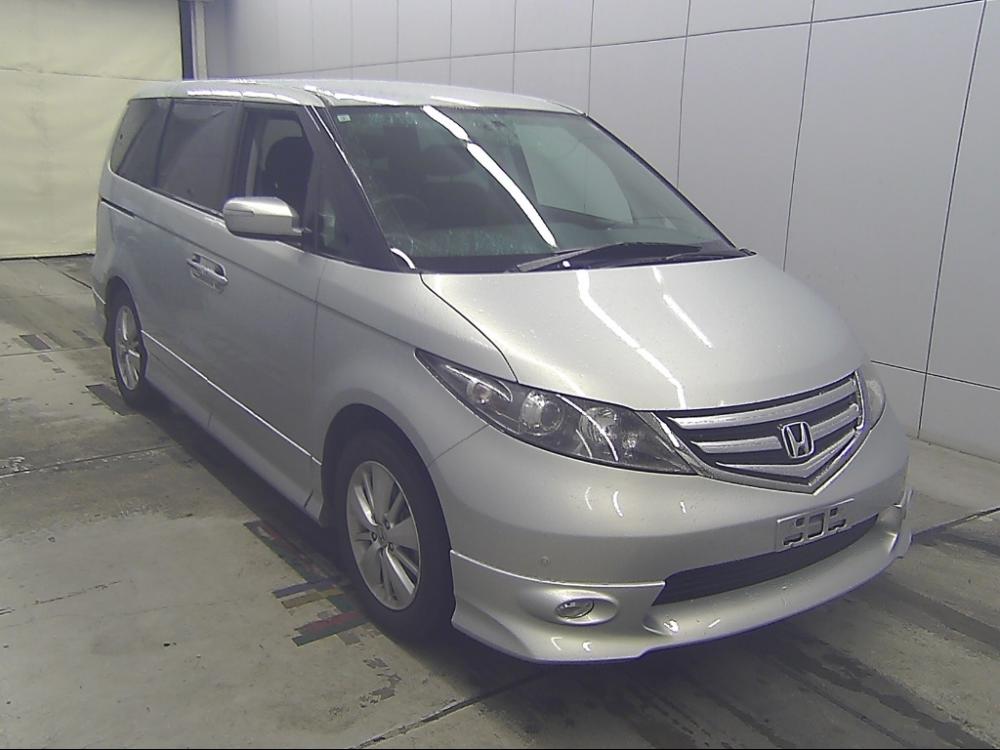 Honda ELYSION G AERO HDD NAVIGATION PACKAGE 8 PERSON · 2007 – Außenansicht (Auktionsfoto)