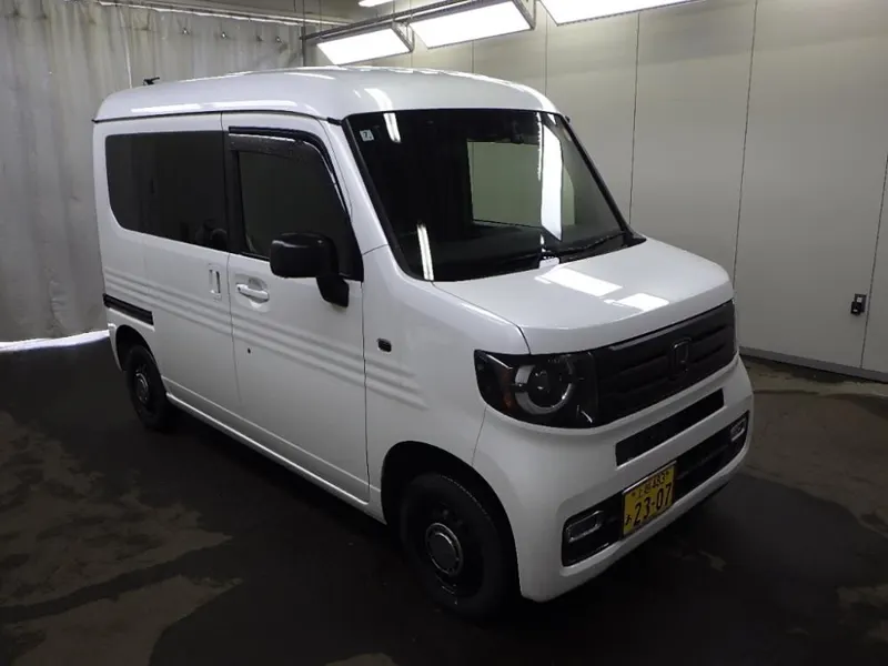 Honda N-VAN 4WD + STYLE FAN · 2023 – Außenansicht (Auktionsfoto)