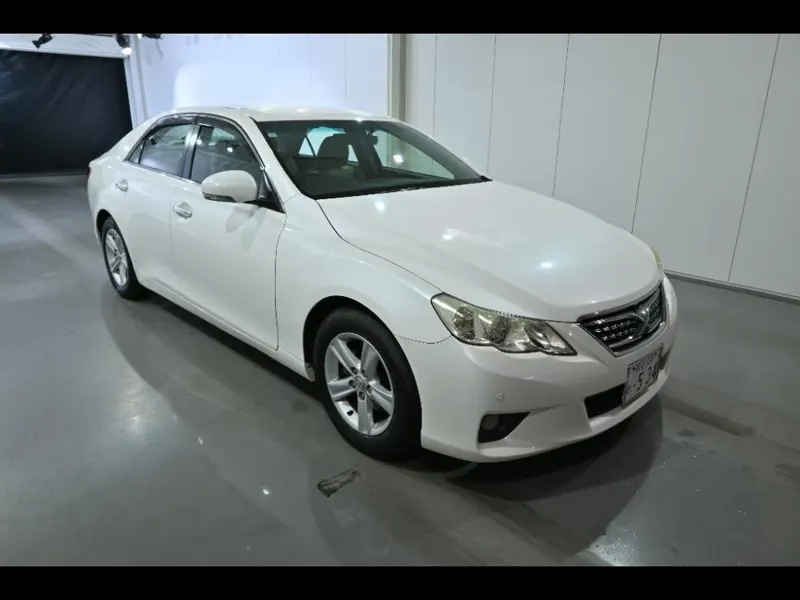 Toyota MARK X 250G · 2010 – Außenansicht (Auktionsfoto)