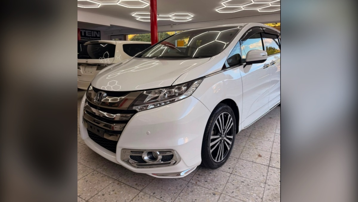 Honda Odyssey RC1 Absolute · Weiß