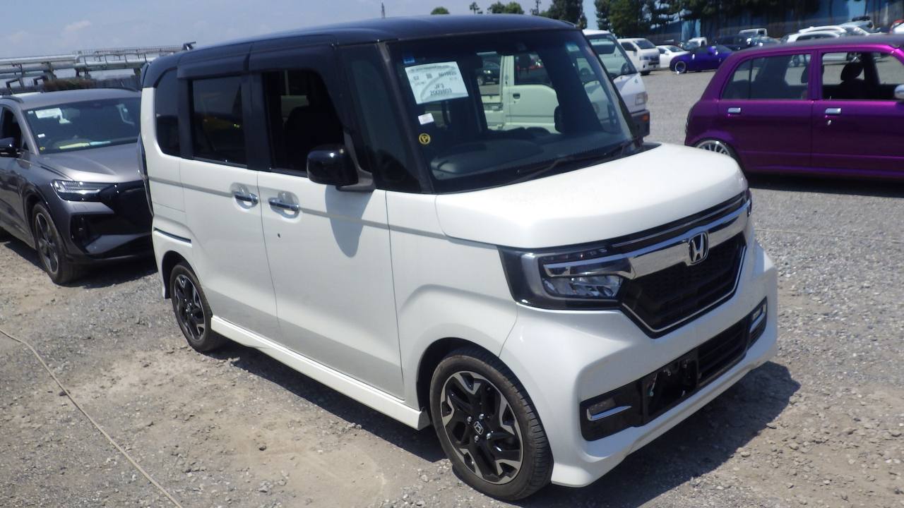 Honda N Box Custom Turbo