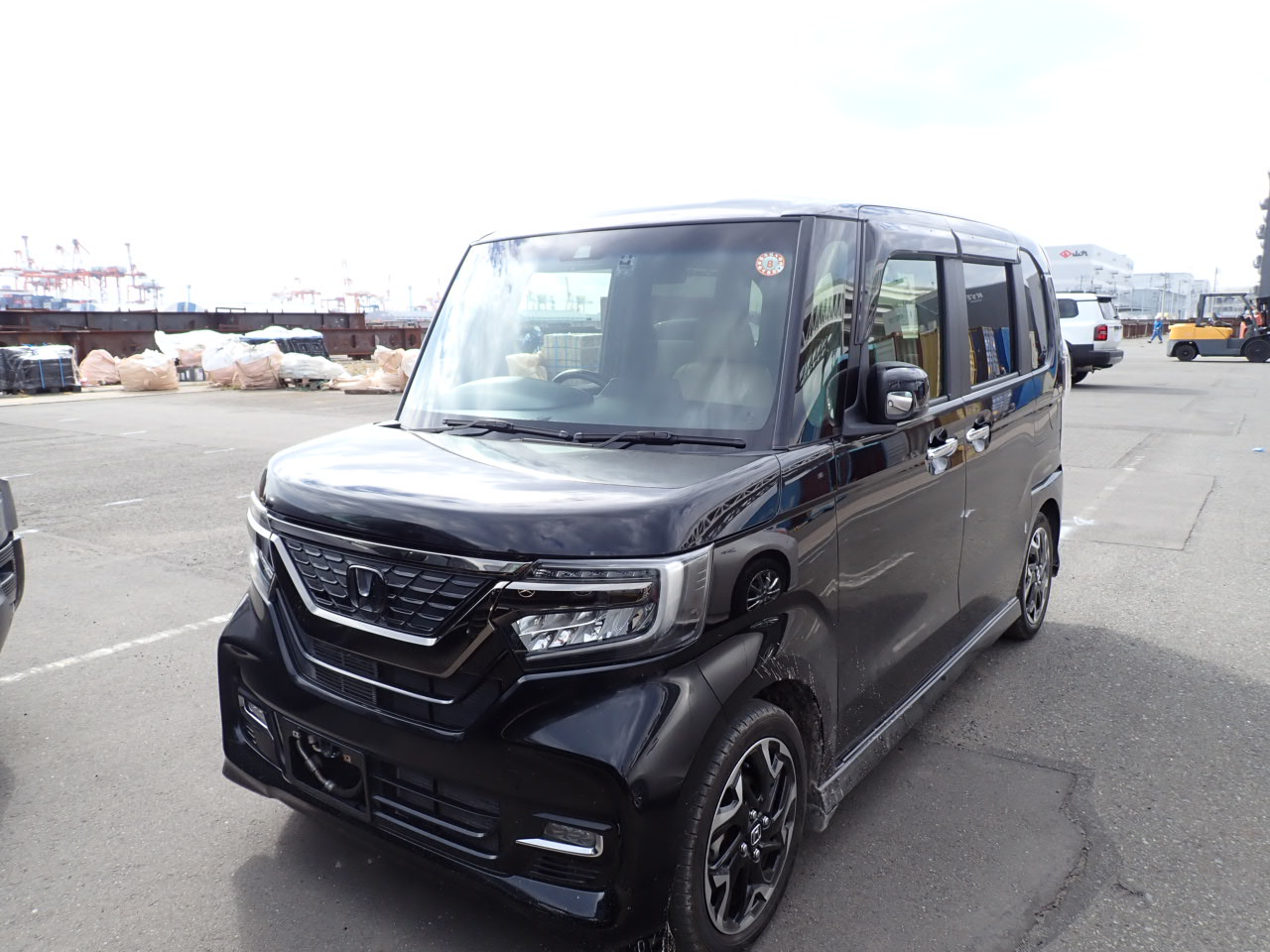 Honda N-Box Custom Turbo Honda Sensing JF3 ·Black